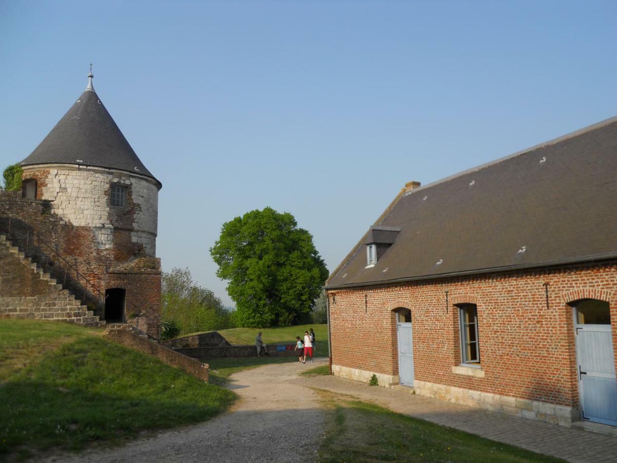 De Jeunesse-la Hulotte * Montreuil (Pas-de-Calais)